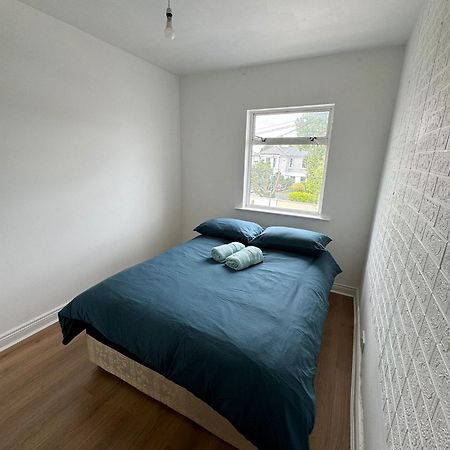 Nice Double Room At 2 Iveragh Rd-8 Dublin Exterior foto